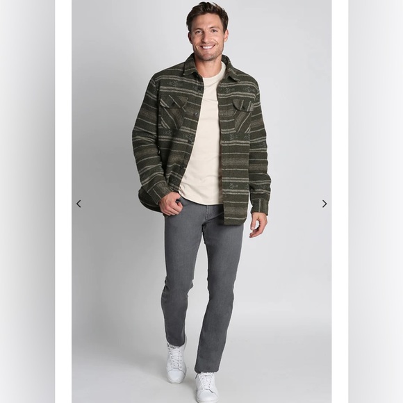 Wool blend button up jacket - Picture 2 of 7